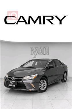 تۆیۆتا کامری